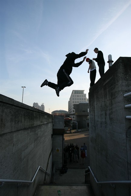Parkour-at-the-South-Bank-in-London-7.jpg